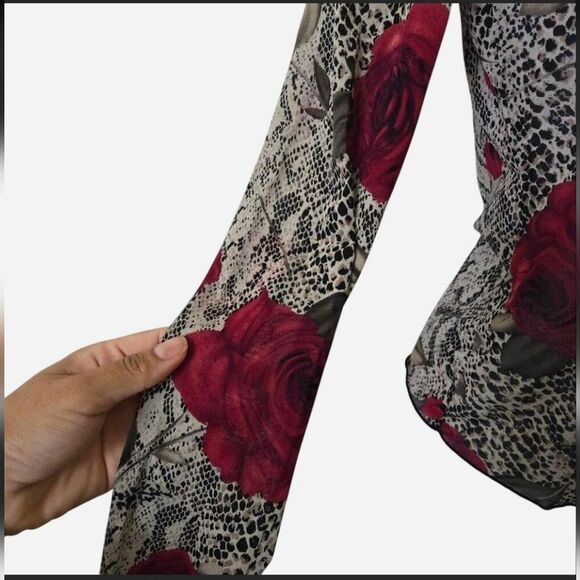 Express Vintage Y2K Roses Mesh Euro goth long sleeve top - Picture 8 of 8